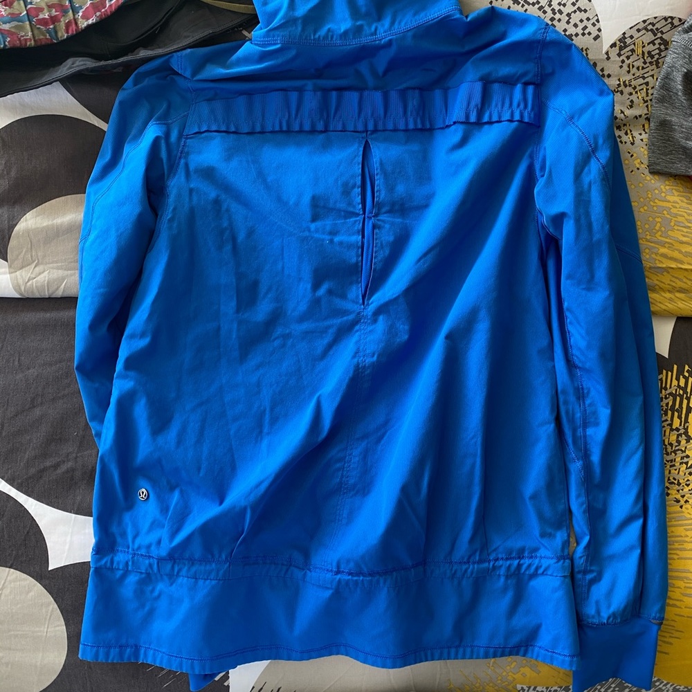 Lululemon Jacket - Picture 2 of 2